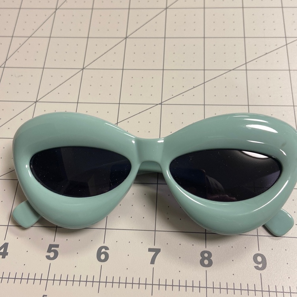 Mint Rounded Cateye Plastic Sunglass